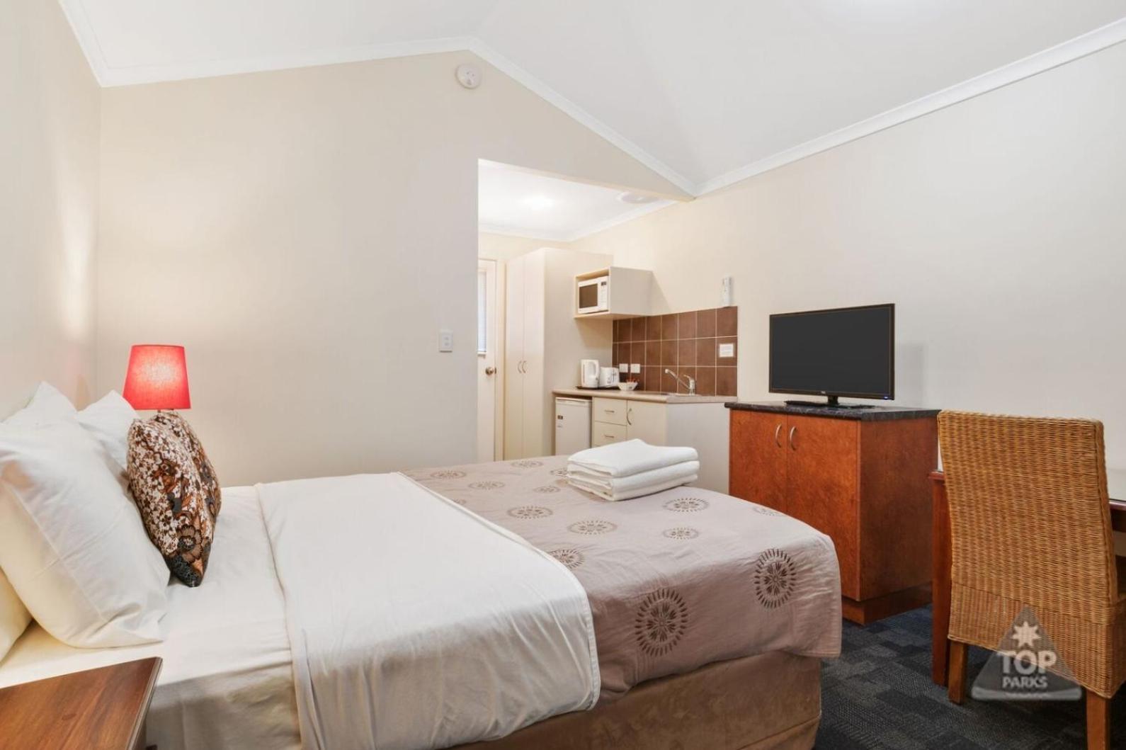 Dongara Tourist Park Otel Port Denison Dış mekan fotoğraf